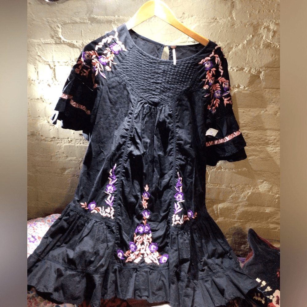 NEW! Free People cotton Black Embroidered Boho Tunic Dress
